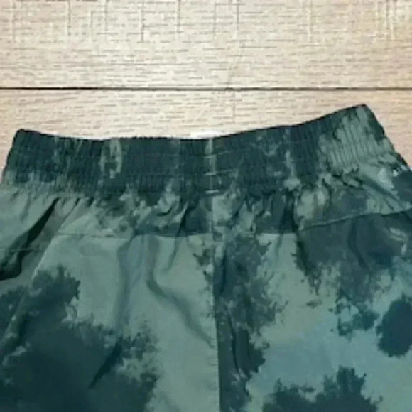 Adidas Board Shorts Green Print Pull On Swimsuit Boys Sz‎ Large 14/16 - Picture 2 of 8